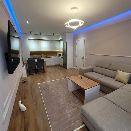 Comfort Тирана